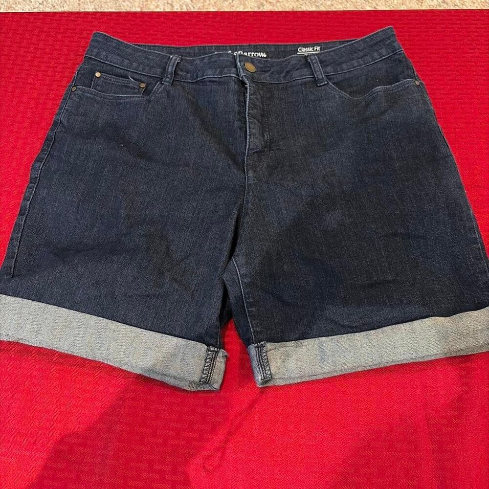 Croft-barrow Women's Navy and Blue Shorts